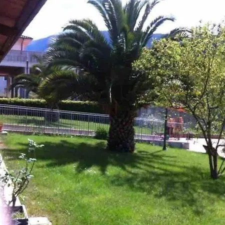 Apartment Appartamento Incantevole Con Vasca Idromassaggio