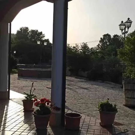 Appartamento Incantevole Con Vasca Idromassaggio Apartment *